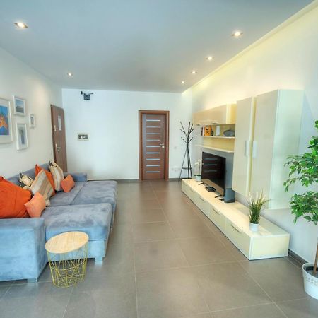Bright & Large 2Bedrooms In Sliema Center Mpor1-1 Exterior photo