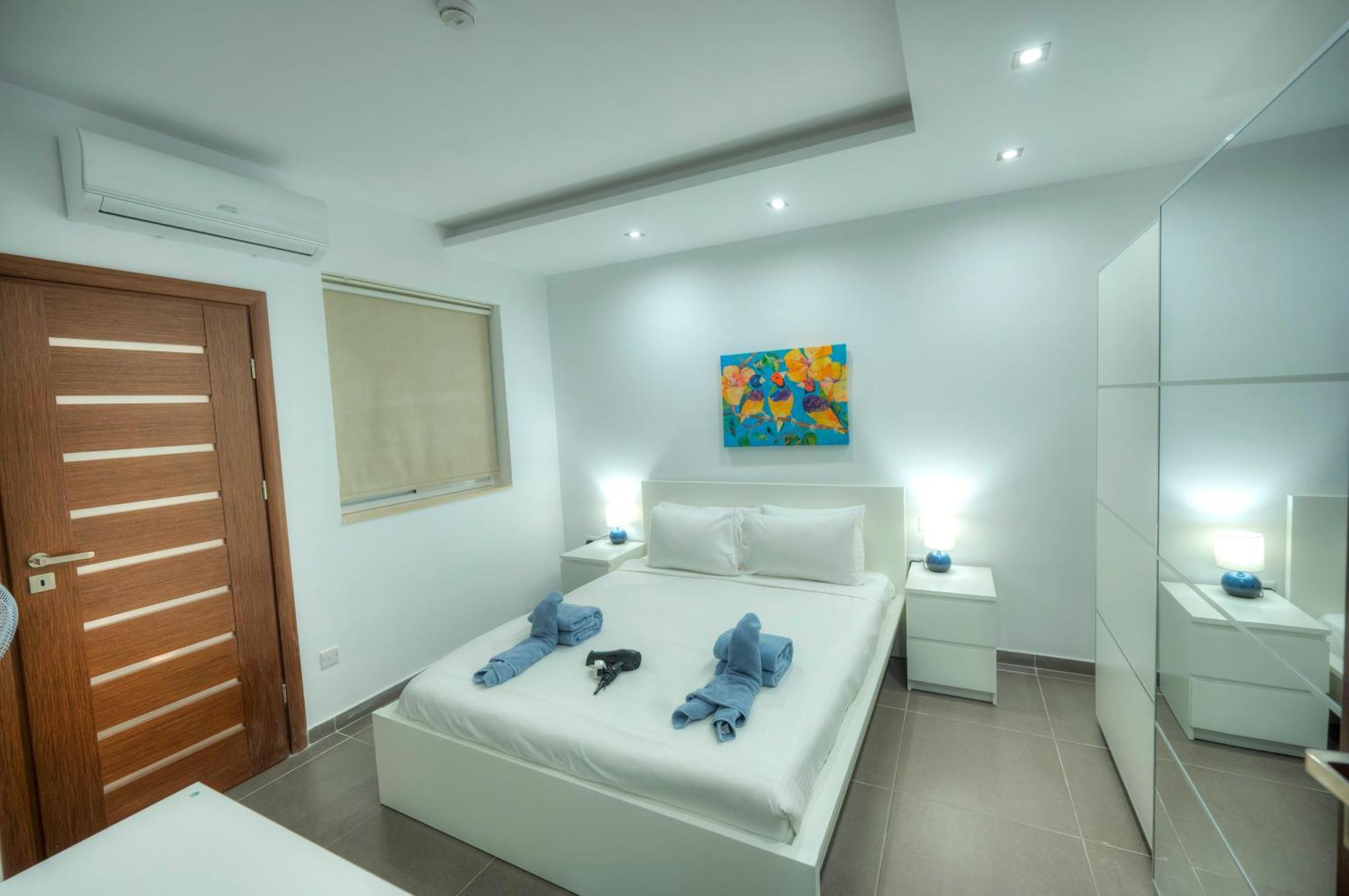 Bright & Large 2Bedrooms In Sliema Center Mpor1-1 Exterior photo