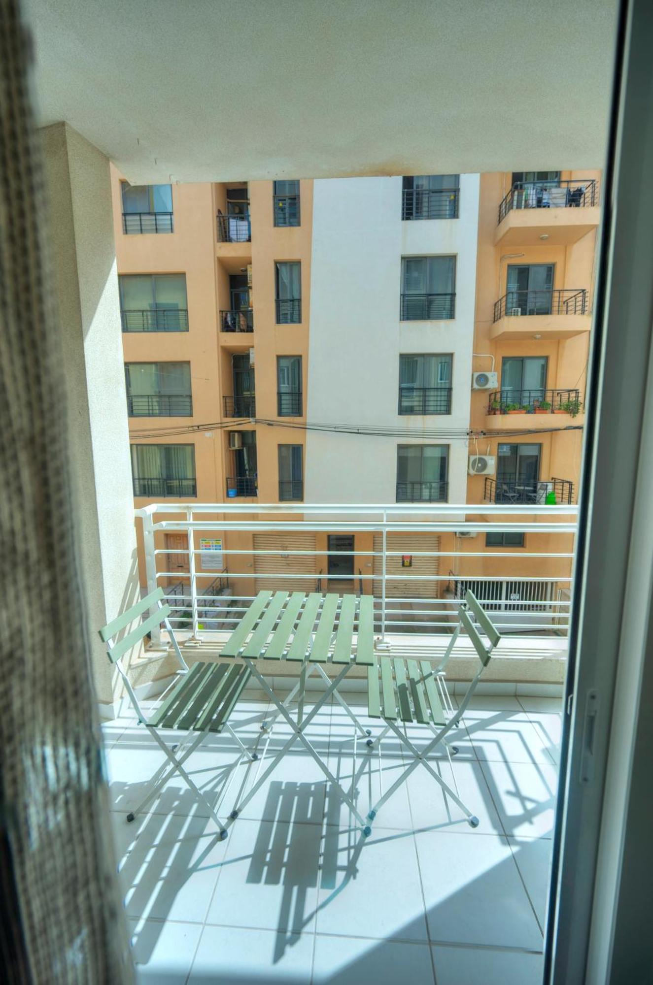 Bright & Large 2Bedrooms In Sliema Center Mpor1-1 Exterior photo